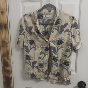 Wrangler Beige and Blue Floral Casual Shirt